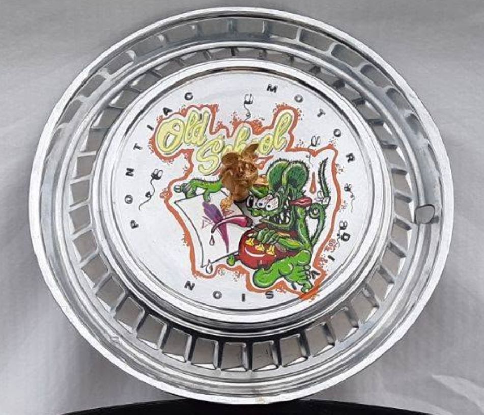 Ratfink Hubcap